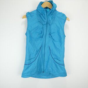 Lululemon Jacket 6 Turquoise Blue Sleeveless Zip Athletic Running Wet Dry Warm
